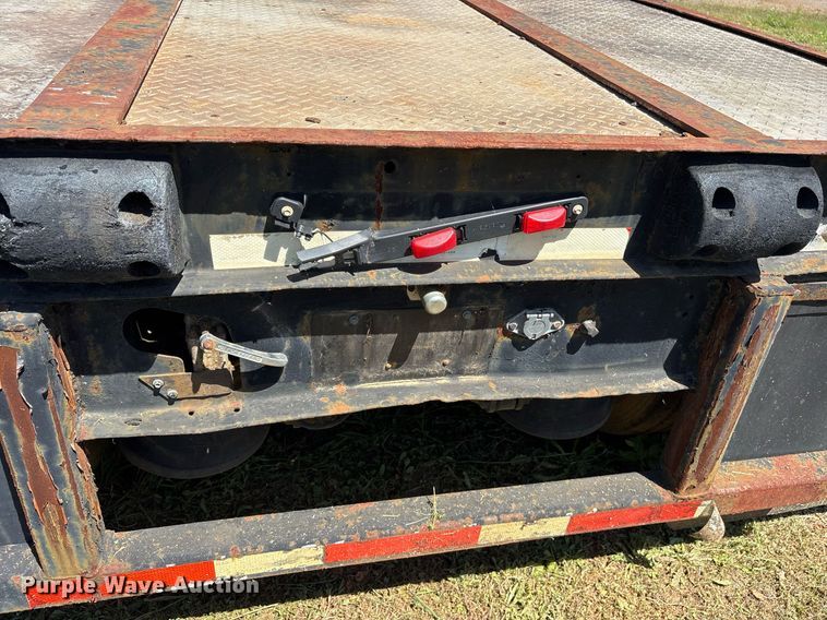 image for item OB9672 1989 Talbert TDW-30-SRG lowboy equipment trailer