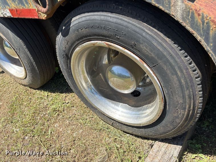 image for item OB9672 1989 Talbert TDW-30-SRG lowboy equipment trailer