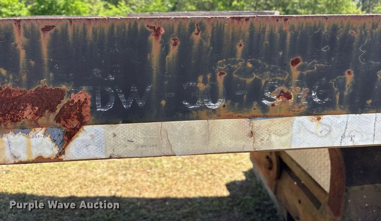 image for item OB9672 1989 Talbert TDW-30-SRG lowboy equipment trailer