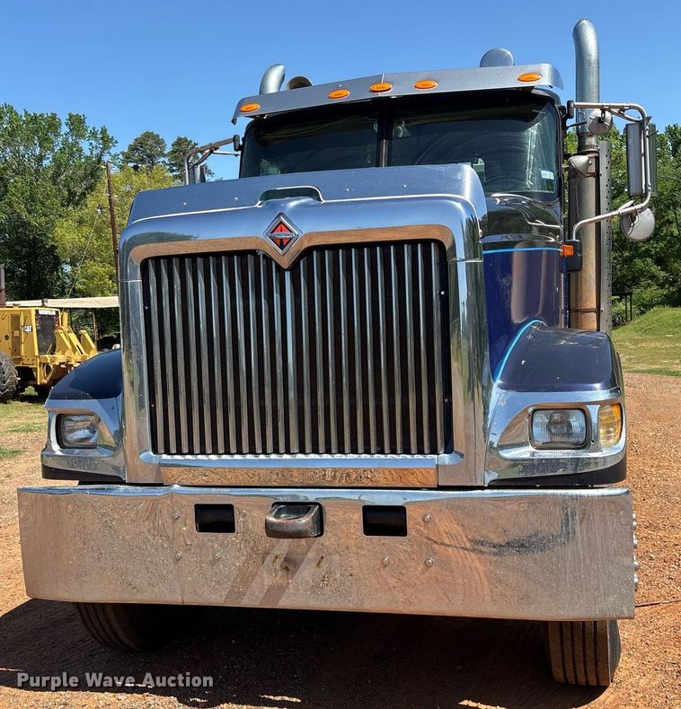 image for item OB9673 2007 International 5900i SFA winch truck