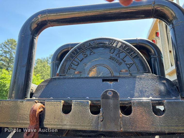 image for item OB9673 2007 International 5900i SFA winch truck