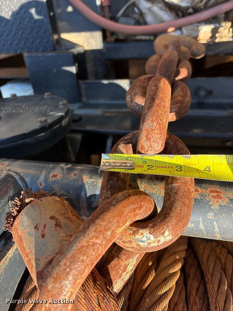 image for item OB9673 2007 International 5900i SFA winch truck