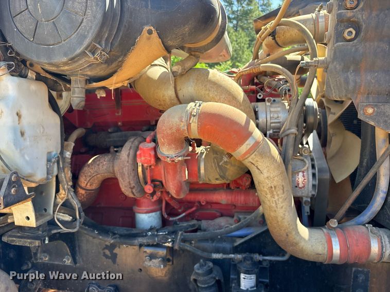 image for item OB9673 2007 International 5900i SFA winch truck