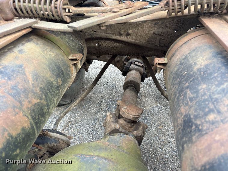 image for item OB9679 1991 Freightliner Conventional semi truck