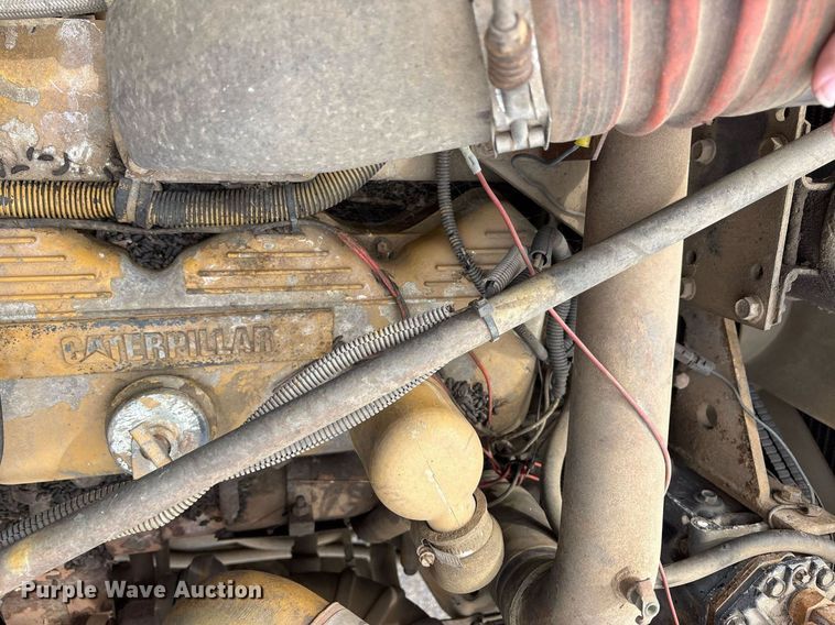 image for item OB9679 1991 Freightliner Conventional semi truck