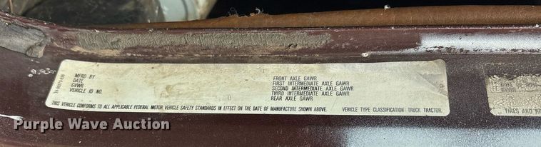 image for item OB9679 1991 Freightliner Conventional semi truck