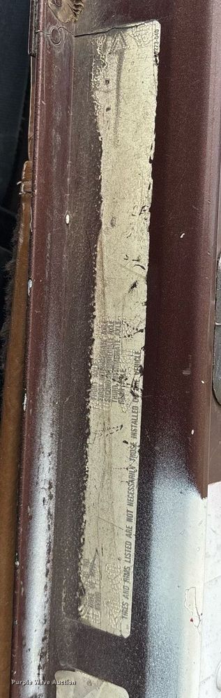 image for item OB9679 1991 Freightliner Conventional semi truck