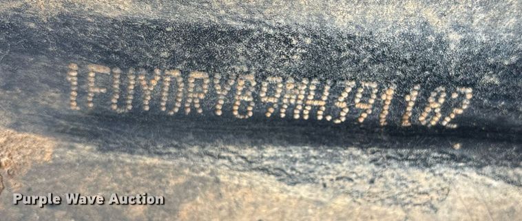 image for item OB9679 1991 Freightliner Conventional semi truck