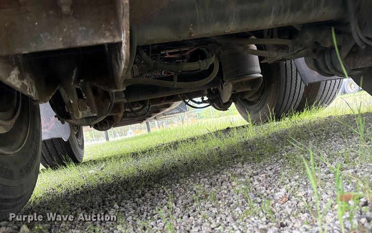 image for item OB9680 2013 Fontaine HG1CD22RSA drop deck trailer