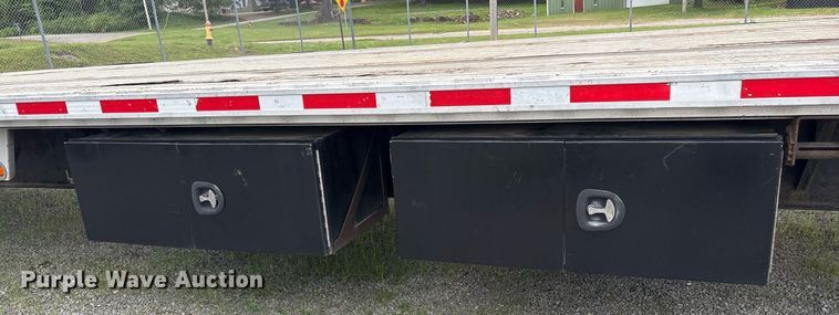 image for item OB9680 2013 Fontaine HG1CD22RSA drop deck trailer