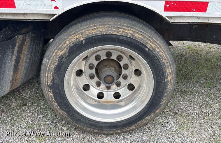 image for item OB9680 2013 Fontaine HG1CD22RSA drop deck trailer