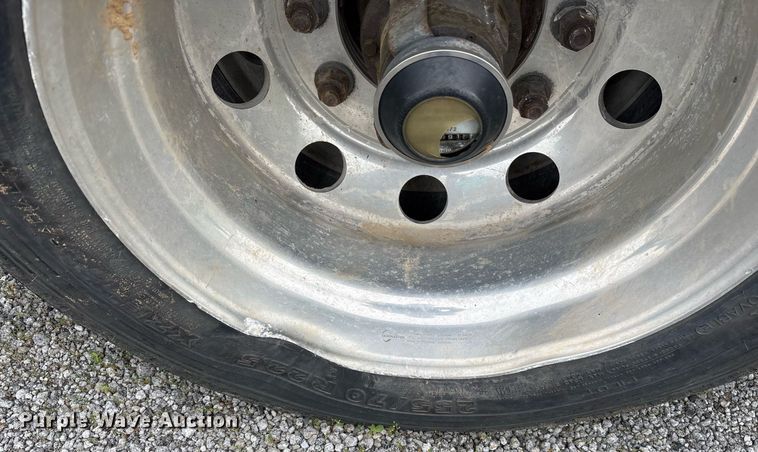 image for item OB9680 2013 Fontaine HG1CD22RSA drop deck trailer