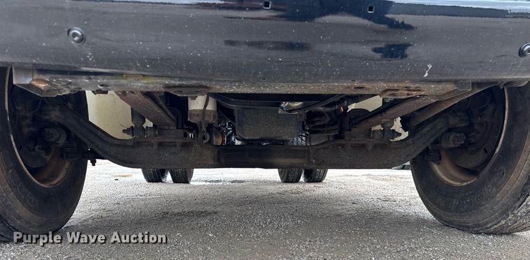 image for item OG9956 2009 International 4300 semi truck