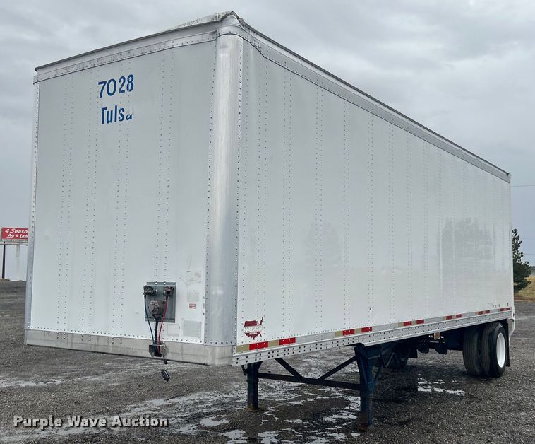 image for item OM9224 2005 Wabash dry van trailer
