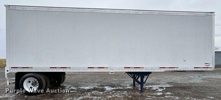 image for item OM9224 2005 Wabash dry van trailer