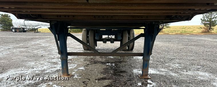 image for item OM9224 2005 Wabash dry van trailer