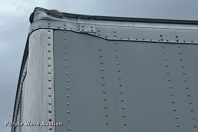 image for item OM9224 2005 Wabash dry van trailer