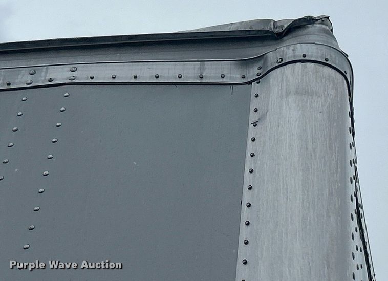 image for item OM9224 2005 Wabash dry van trailer