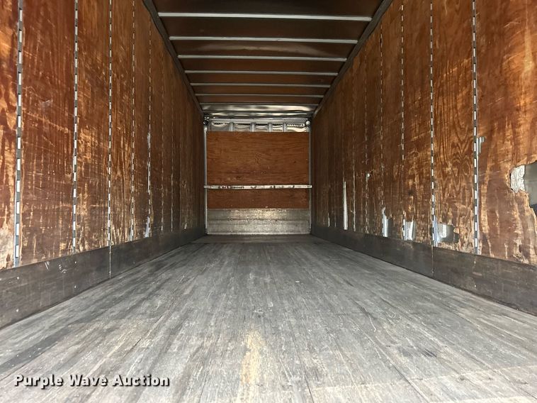 image for item OM9224 2005 Wabash dry van trailer