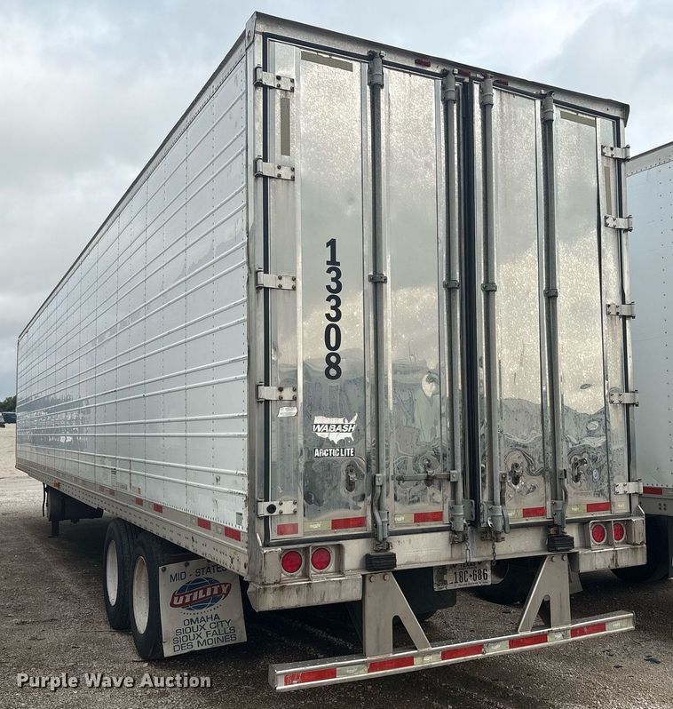 image for item YA0264 2013 Wabash RFALHSA refrigerated van trailer