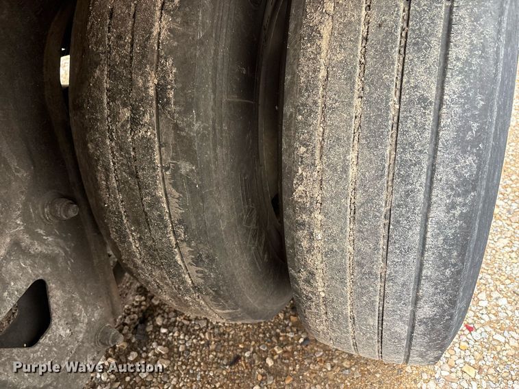 image for item YA0264 2013 Wabash RFALHSA refrigerated van trailer