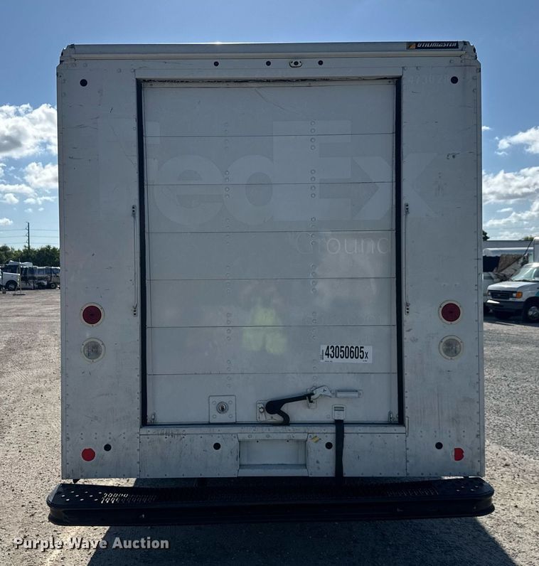 image for item YA0314 2021 Ford delivery truck