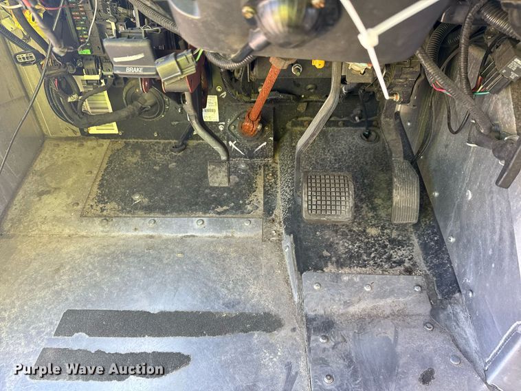 image for item YA0314 2021 Ford delivery truck