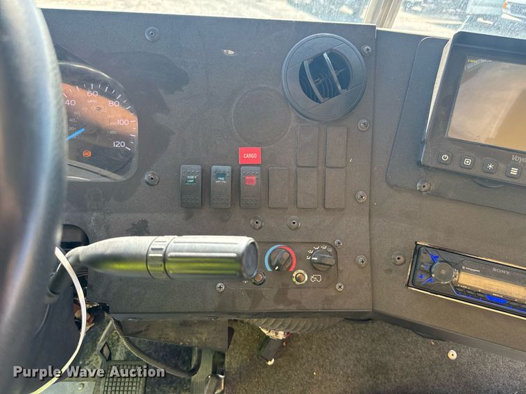 image for item YA0314 2021 Ford delivery truck