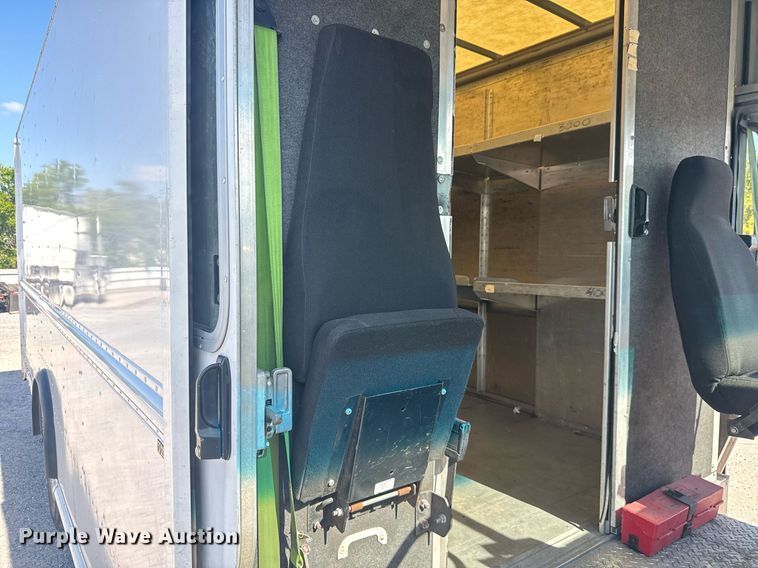 image for item YA0314 2021 Ford delivery truck