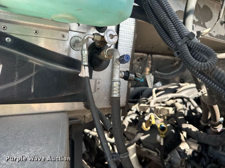 image for item YA0314 2021 Ford delivery truck