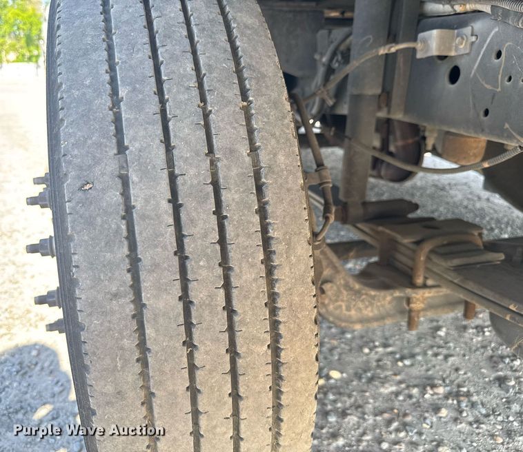 image for item YA0314 2021 Ford delivery truck