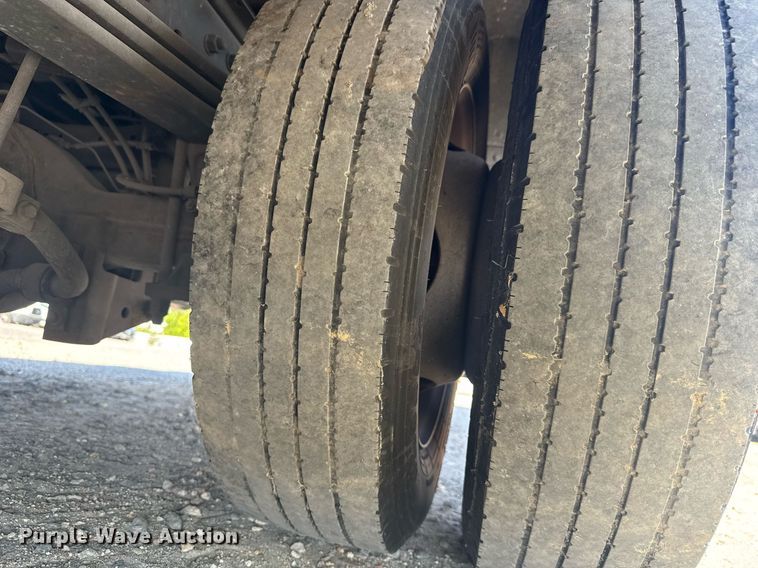 image for item YA0314 2021 Ford delivery truck