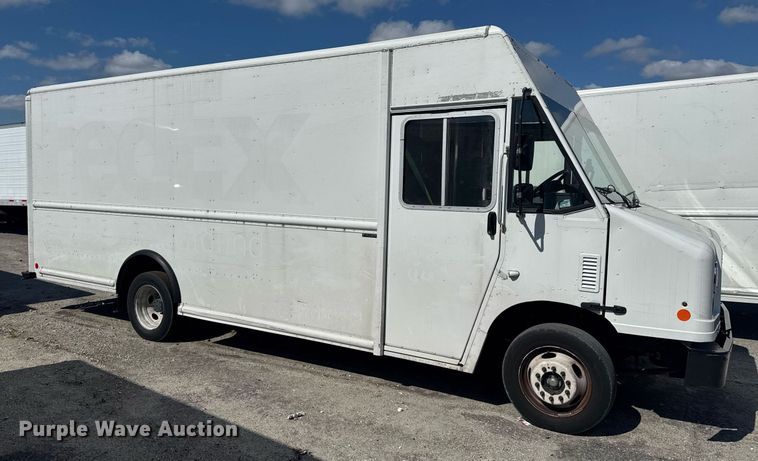 image for item YA0320 2021 Ford delivery truck