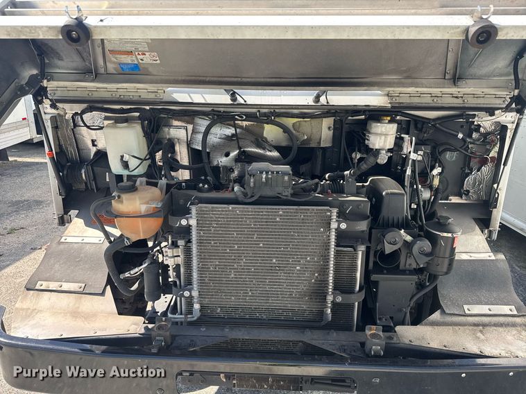 image for item YA0320 2021 Ford delivery truck