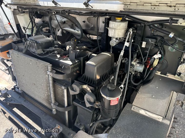 image for item YA0320 2021 Ford delivery truck