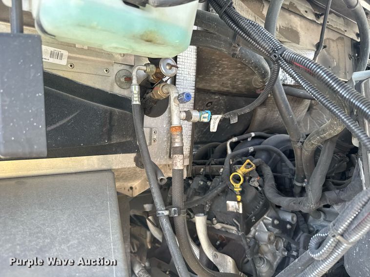 image for item YA0320 2021 Ford delivery truck