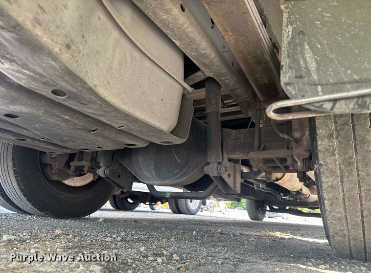 image for item YA0320 2021 Ford delivery truck