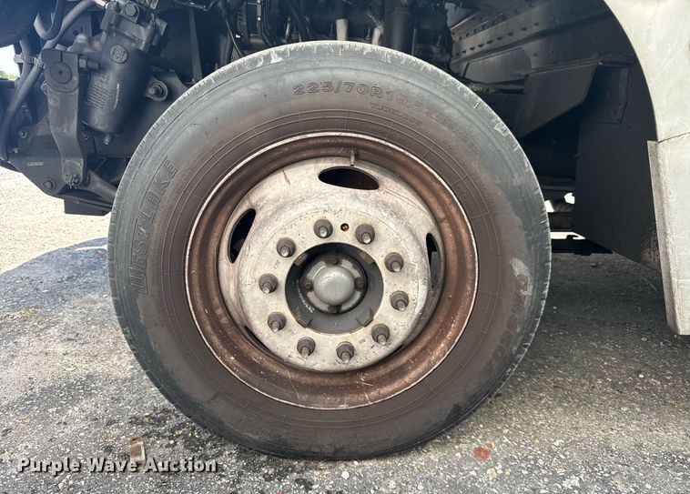 image for item YA0320 2021 Ford delivery truck