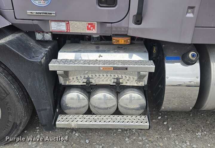image for item YA0365 2023 Mack Anthem semi truck