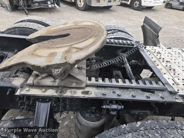 image for item YA0365 2023 Mack Anthem semi truck