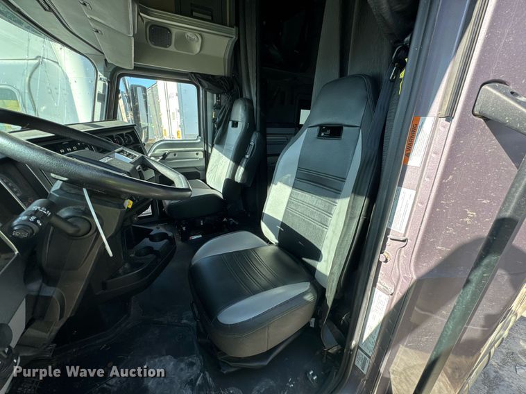 image for item YA0365 2023 Mack Anthem semi truck