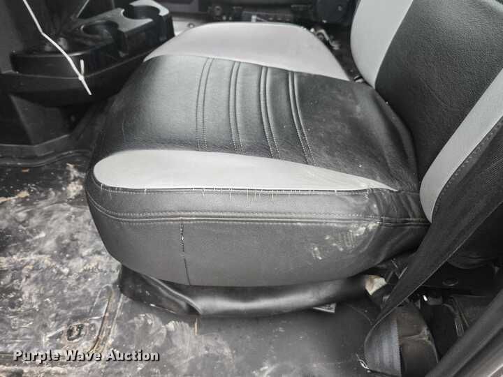 image for item YA0365 2023 Mack Anthem semi truck