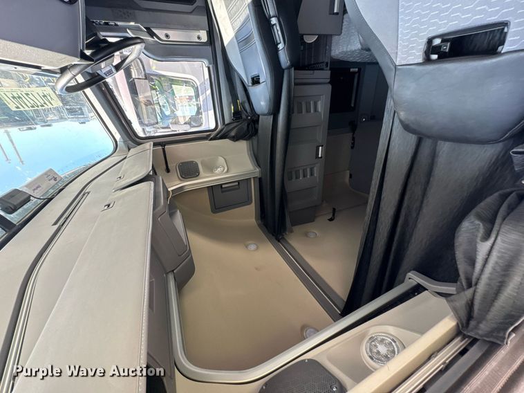 image for item YA0365 2023 Mack Anthem semi truck