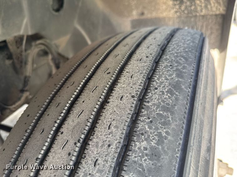 image for item YA0365 2023 Mack Anthem semi truck