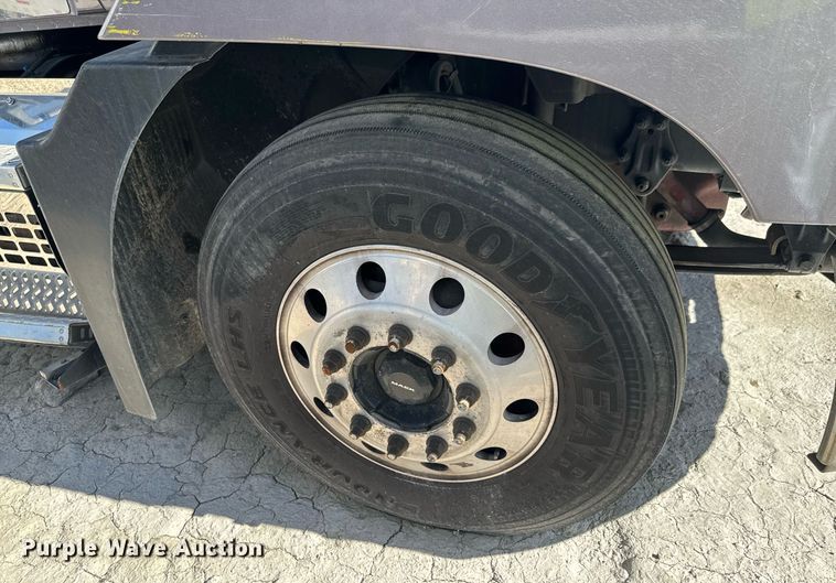 image for item YA0365 2023 Mack Anthem semi truck