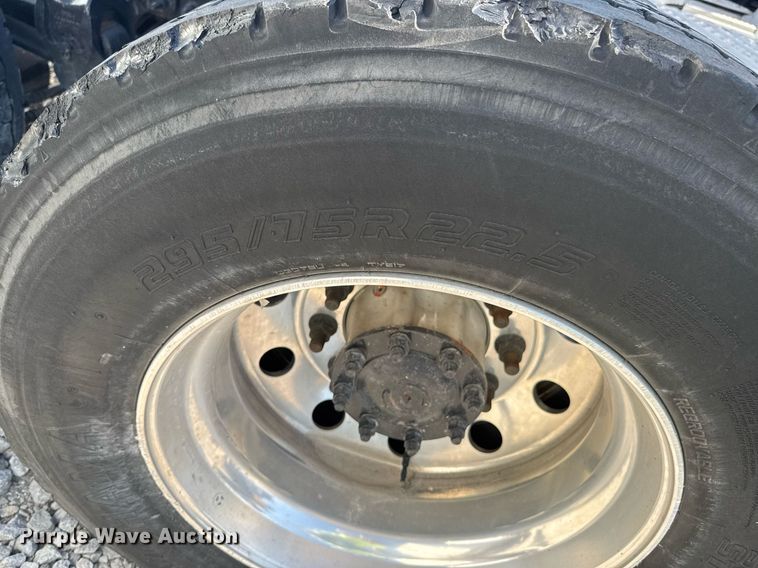 image for item YA0365 2023 Mack Anthem semi truck