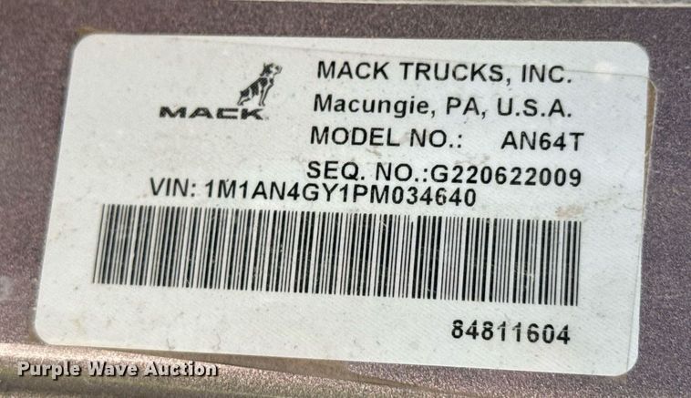 image for item YA0365 2023 Mack Anthem semi truck