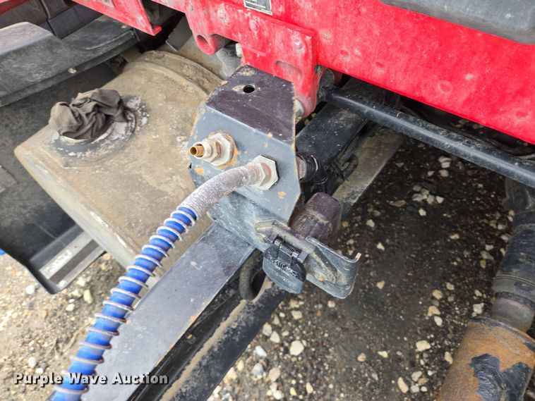 image for item YA0401 2019 Kenworth T680 semi truck