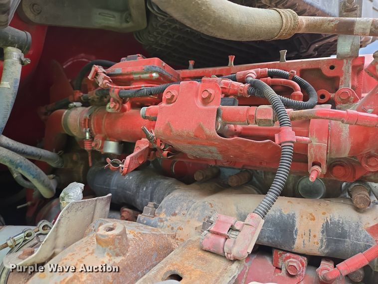 image for item YA0401 2019 Kenworth T680 semi truck