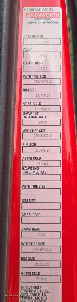 image for item YA0401 2019 Kenworth T680 semi truck